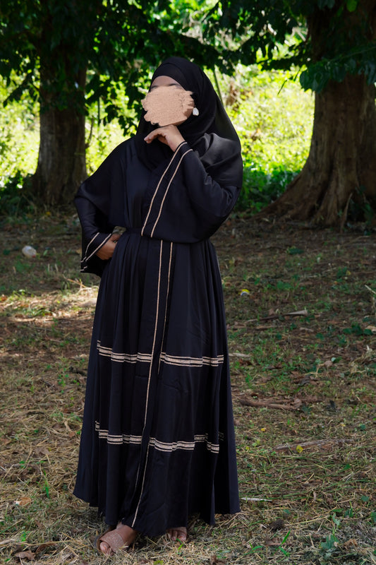 ABAYA noire élégante-broderies dorées